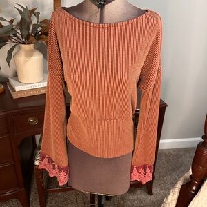 Gimmicks by BKE Red Striped Top